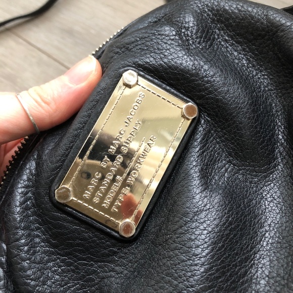 Sold!! Marc Jacobs crossbody bag - Picture 3 of 4